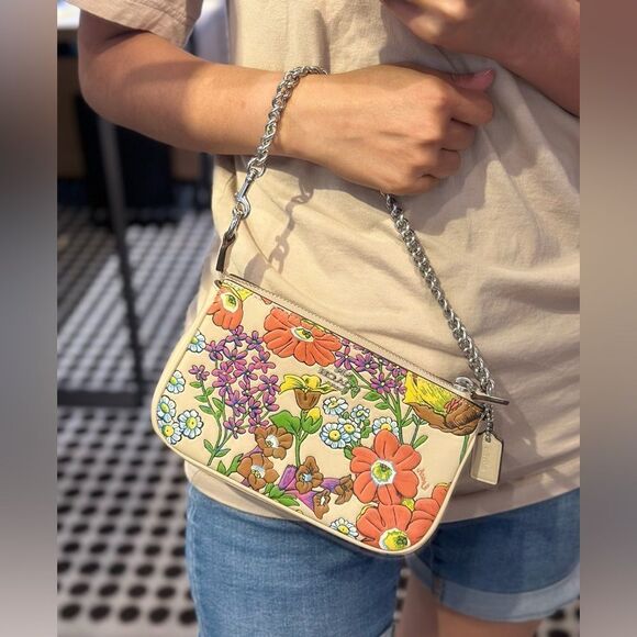 NWT Coach Nolita 19‎ With Floral Print - Picture 1 of 9